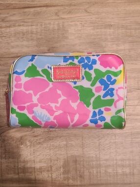 Lilly Pulitzer x Estée Lauder Floral Makeup Bag - Limited Edition 🩷